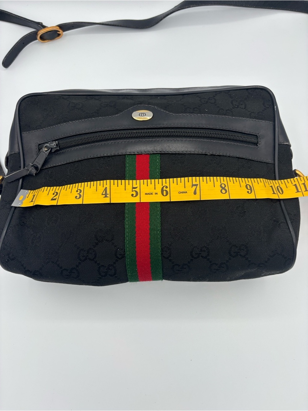 Vintage Gucci Sherry Shoulder Bag -  Black Canvas and Leather - Picture 10 of 14